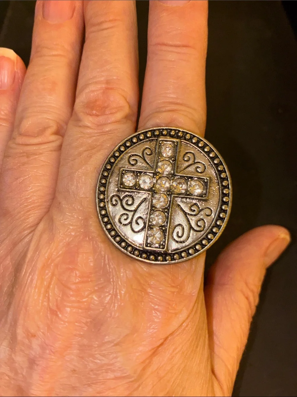 Vintage-Inspired Bronze Cross Accent Ring - Brown/Gold